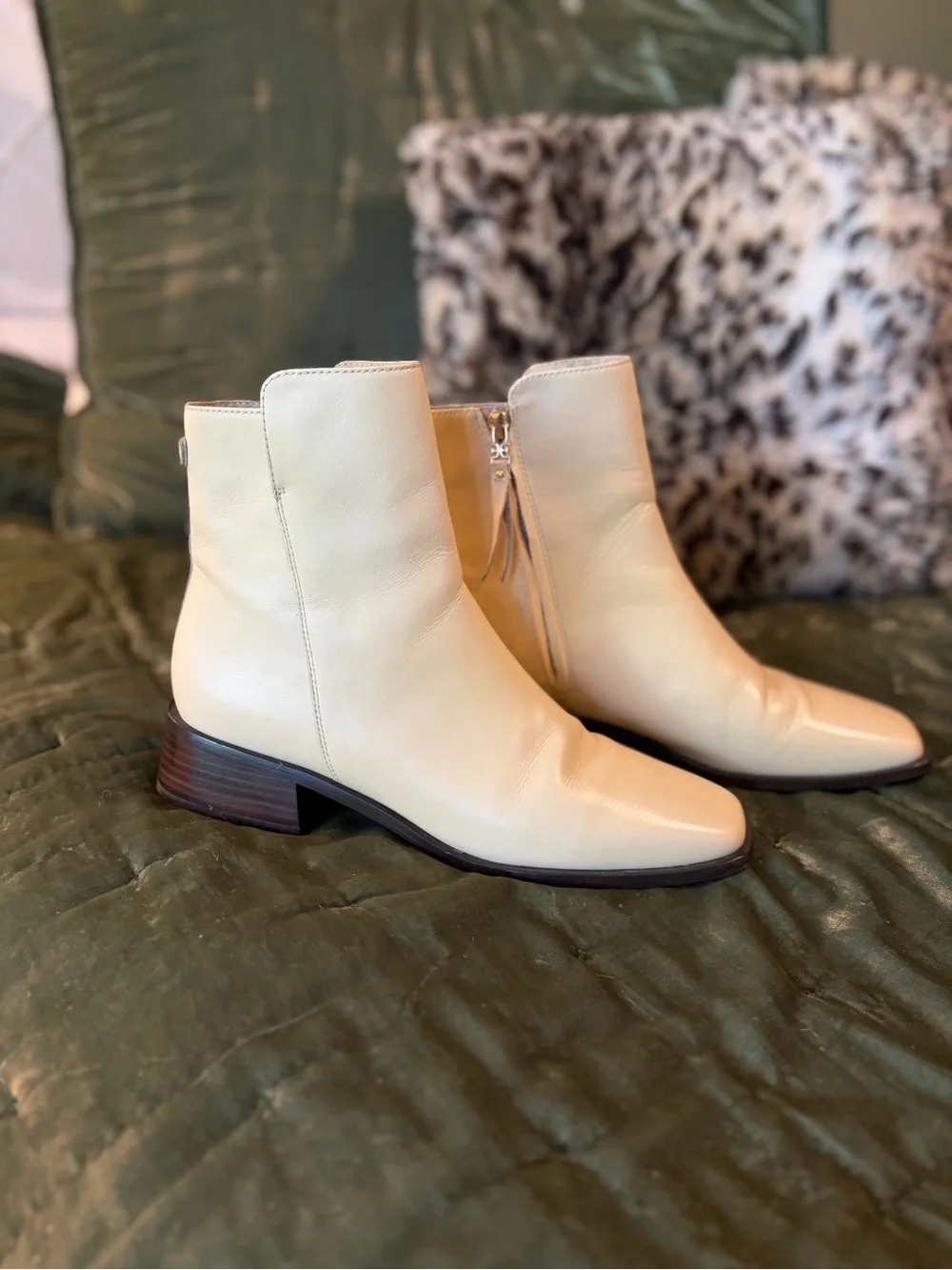 Sam Edelman Cream Leather Ankle Boots with Side Zip